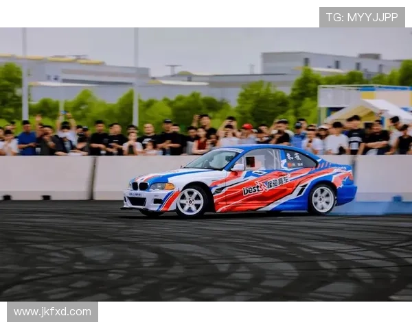 极速狂飙嘉年华畅享速度与激情的赛车趣味盛宴